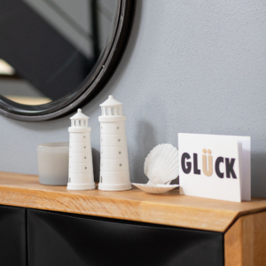 Genial Conceptstore Raeder Leuchtturm