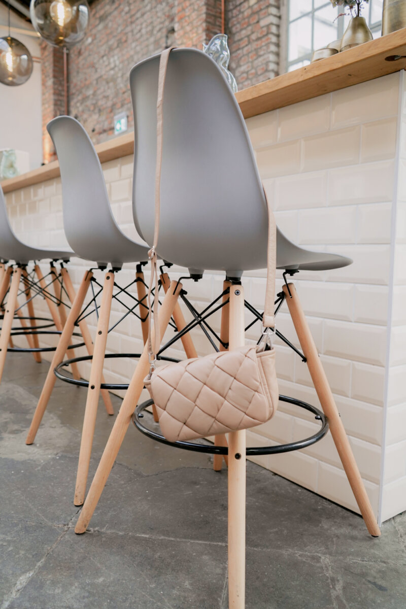 Genial Conceptstore Oakwood Ledertasche Fruehling Sommer Neue Kollektion 2023 00321