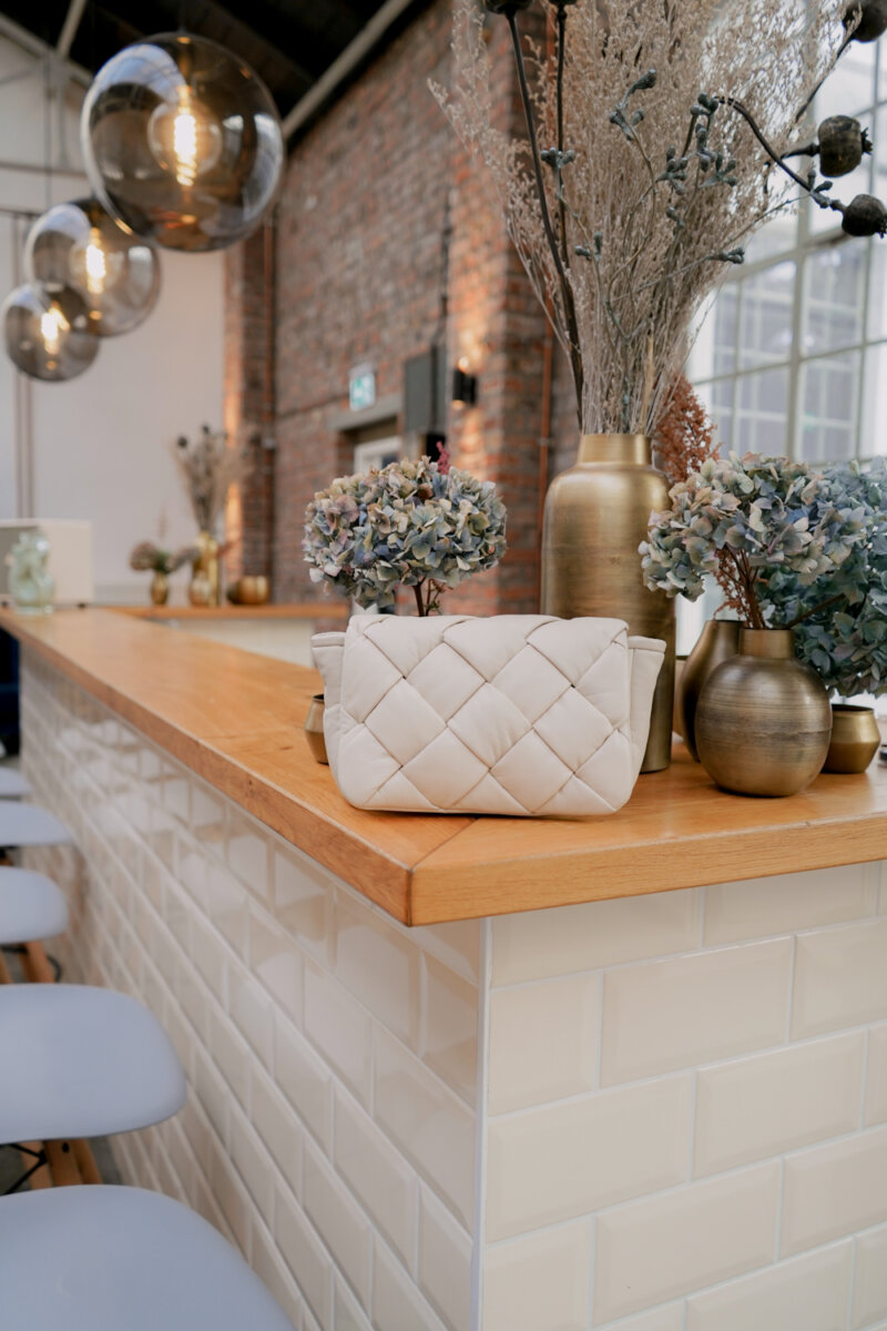 Genial Conceptstore Oakwood Ledertasche Fruehling Sommer Neue Kollektion 2023 00327