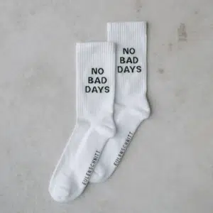Soc 007 009 Socken Nobaddays Photocredits Eulenschnitt 1 896x896