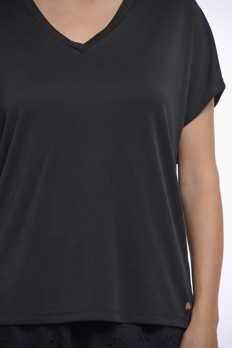 3 Jezzie.7002523 Black Genial Conceptstore Rino Pelle