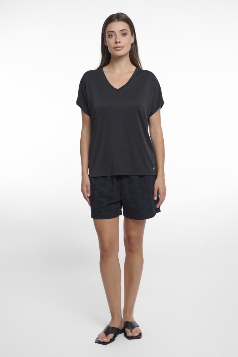 4 Jezzie.7002523 Black Genial Conceptstore Rino Pelle