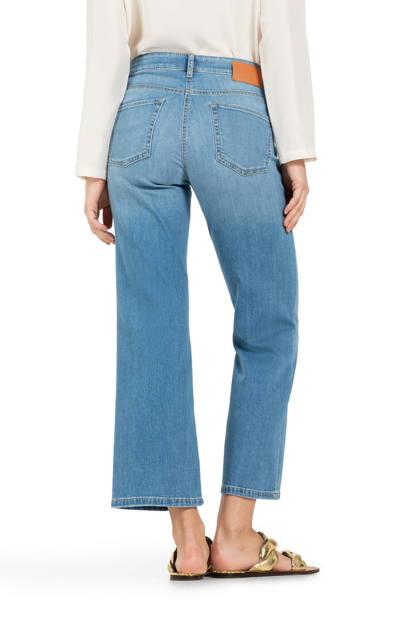 Genial Concept Store Cambio Jeans 00009