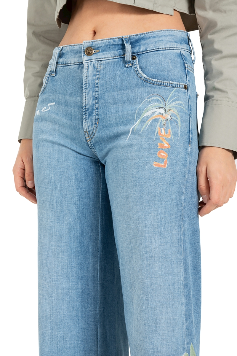 Genial Concept Store Cambio Jeans 00025