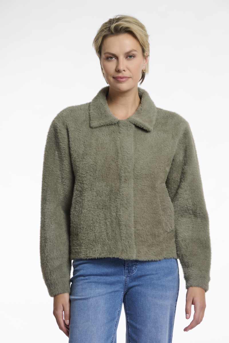 Isabelle.5002511 Ash Green 01