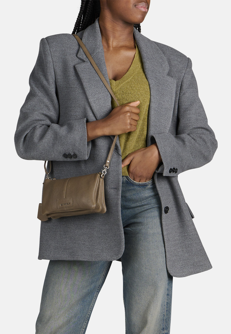 Genial Conceptstore Burkely Triple Pocket Zip Skylar Taupe 1000343.85.25 5