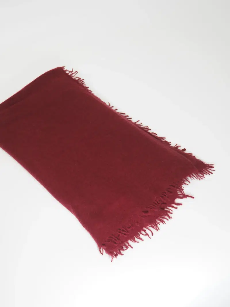 Rs 101 25 C71 Tibet Rubywine Table 1350x1800
