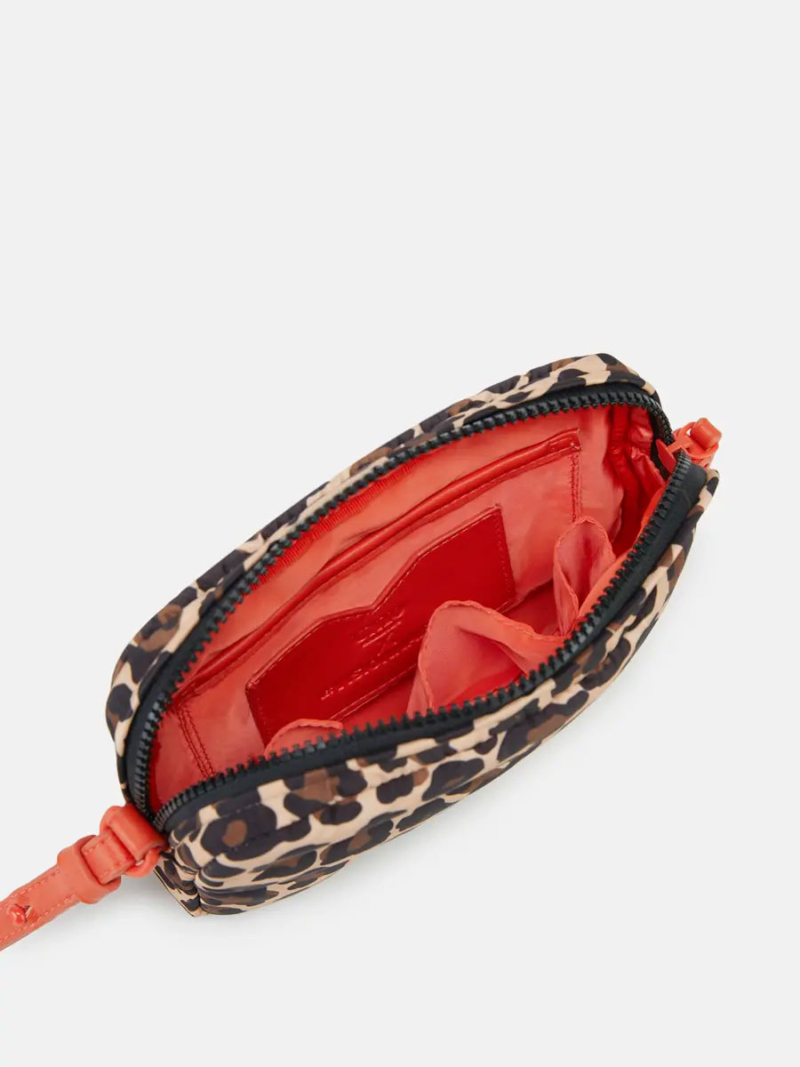Genial Conceptstore Unio Paris Leo 14001 4
