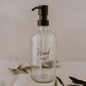 Gl 089 Seifenspender Handsoap Photocredits Maggymelzer 7.jpg