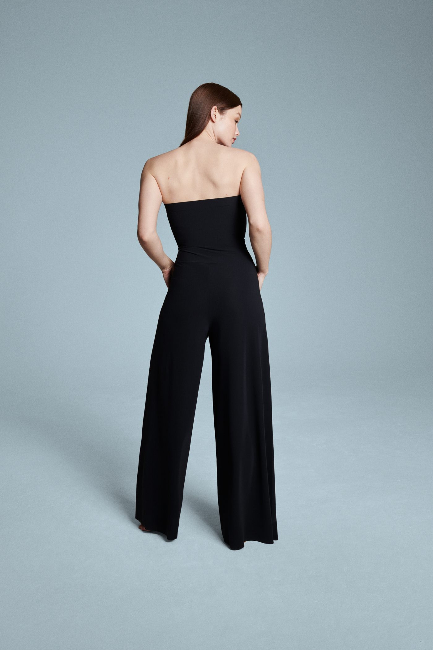 Genial Conceptstore Japan Tokyo Jumpy Blackblue2