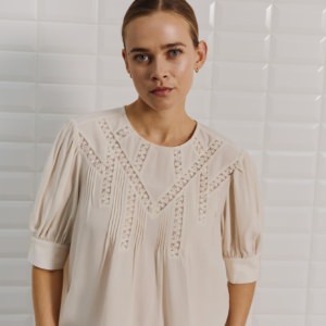 Genial Conceptstore With Black Wbljenny Ls Blouse Birch 00001