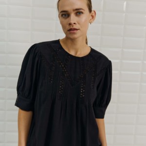 Genial Conceptstore With Black Wbljenny Ls Blouse Black00001