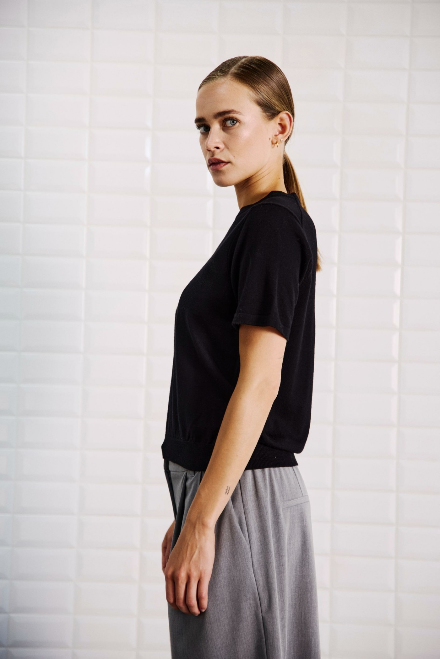 Genial Conceptstore With Black Wblmiles Ss Tee Black 00005