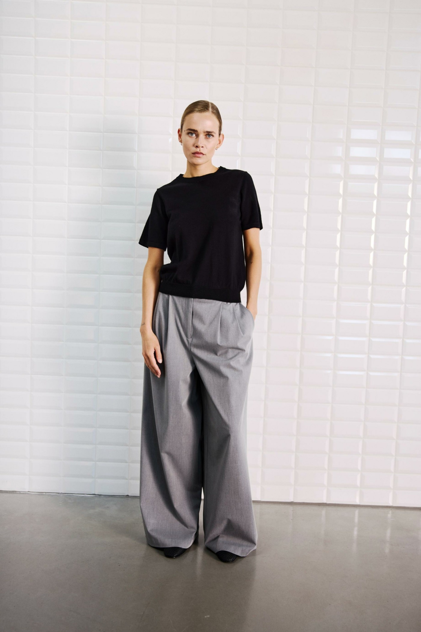 Genial Conceptstore With Black Wblmiles Ss Tee Black 00006