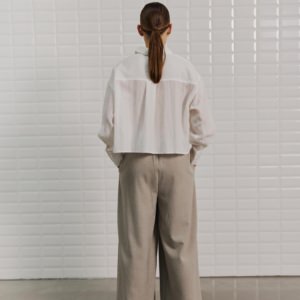Genial Conceptstore With Black Wblpilar Tailored Pant Grey Sand Melange Wblshorty Soft Cropped Shirt White00003
