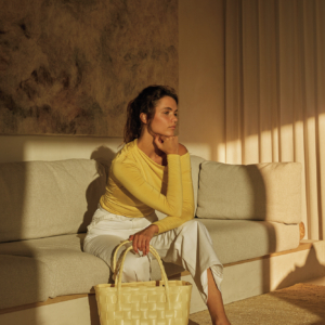 Handed By19 110 Vanilla Yellow Handed By1911000 Paris 4