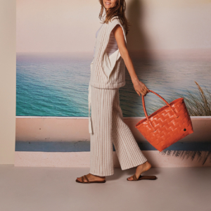 Handed By19 125 Deep Carrot Orange Handed By1912500 Paris 2