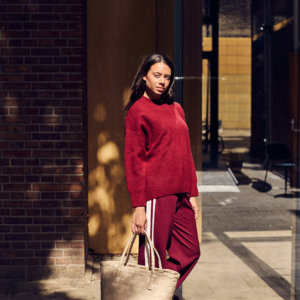 Handed By19 174 Nougat Cream Handed By1917400 Paris