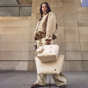 Handed By19 174 Nougat Cream Handed By1917400 Paris & Handed By9917400 Mini Paris & Handed By9617400 Pixie 3