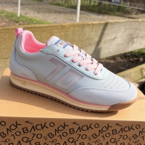 Back70 Sneaker Hellblau Rose