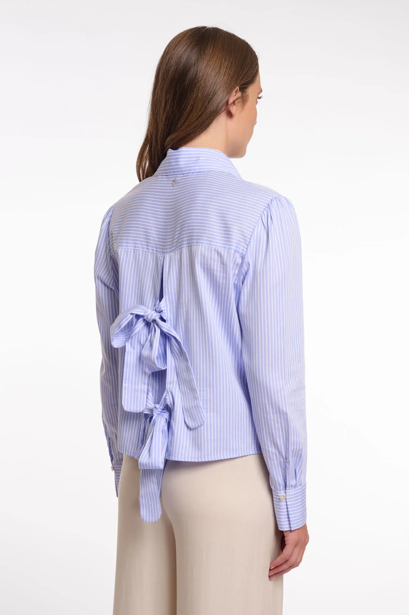 Felise.7002623 Blue Striped 03
