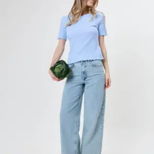 Luneregulart Shirt Skyblue 1005922020 320genial Conceptstore Oh April