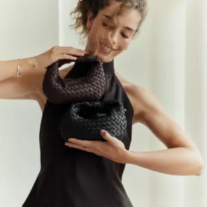 Genial Conceptstore Les Visionnaires Bags Greta Micro Weave Silky Black4