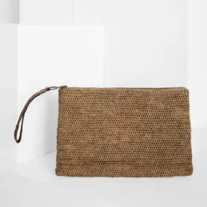 2606 21 Ibeliv Ampy 0003 Darktea