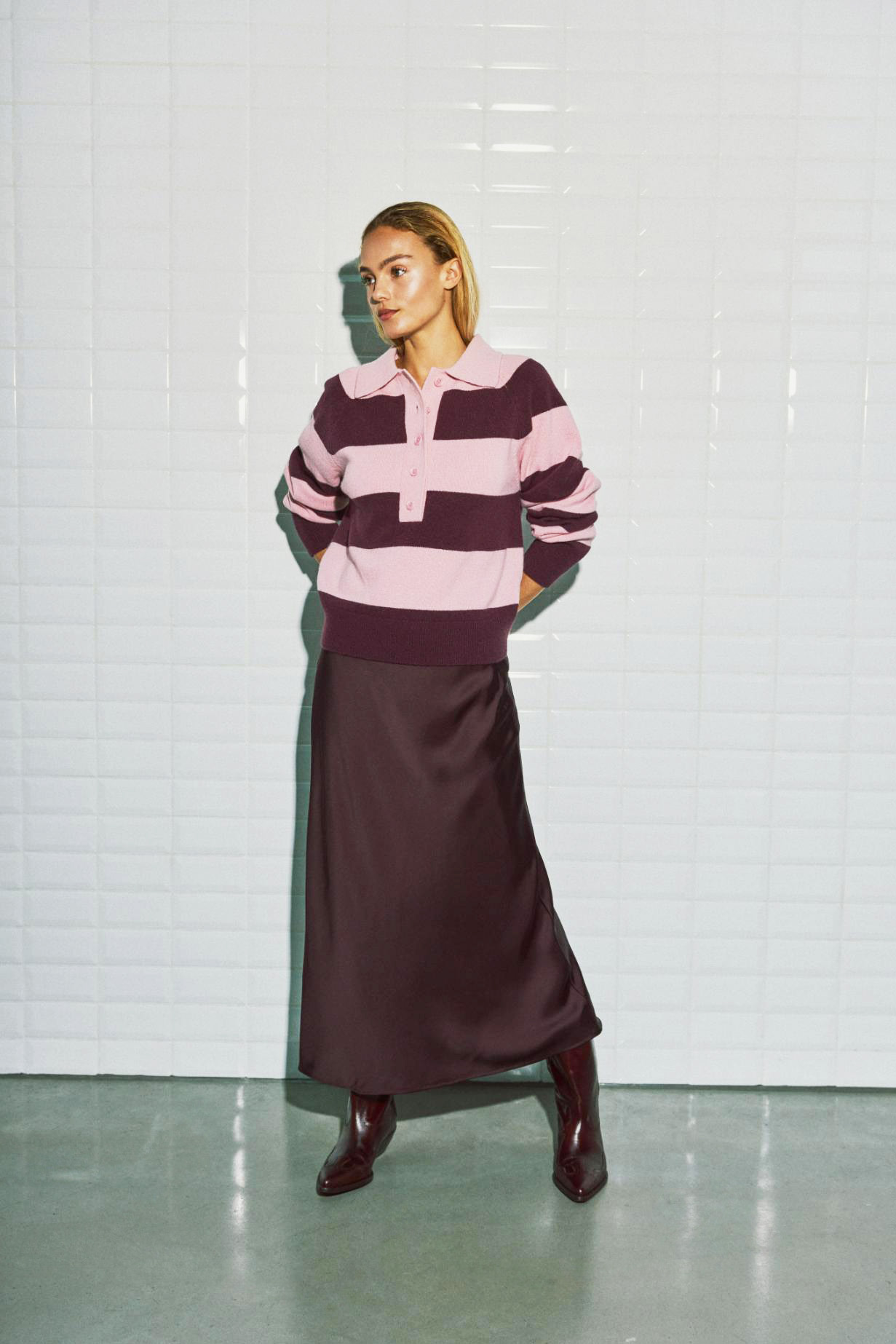 WithBlack Pullover Monroe Windsor Wine Rose Stripe
