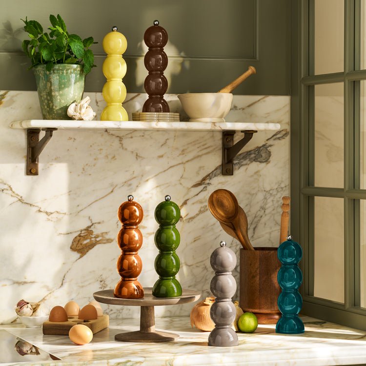 Mink Bobbin Lacquer Salt Or Pepper Mill 5033660.jpg